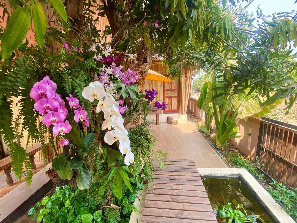 Ban Rai Jai Chaem - Spa Cafe & Homestay エクステリア 写真